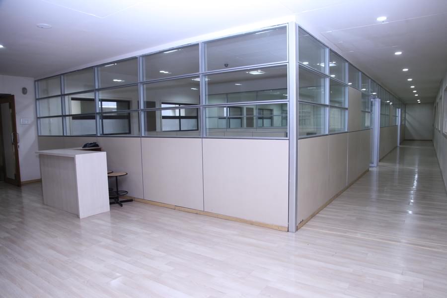 Atmiya Institute of Technology and Science, Atmiya University Rajkot Computer Lab photo 10